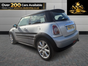 2008 MINI Hatch 1.6 Cooper D Hatch in Silver — image 5