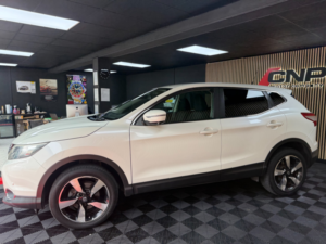 2015 Nissan Qashqai 1.5 Dci N-Tec SUV 5dr Diesel Manual 2WD Euro 6 (s/s) (110 Ps) in White — image 6