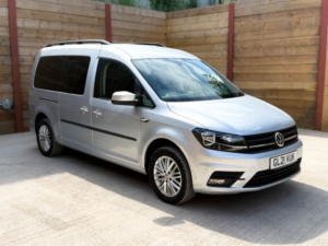 2021 Volkswagen Caddy Maxi Life 5 SEAT Auto Wheelchair Accessible Disabled Access Vehicle Wav in Silver — image 3