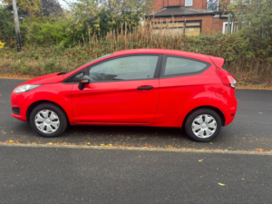 2015 Ford Fiesta 1.25 Studio Hatchback 3dr Petrol Manual Euro 6 (60 Ps) in Red — image 4