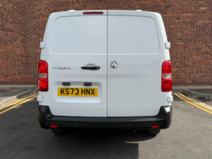 2023 Vauxhall Vivaro 1.5 Turbo D 2900 Prime L2 H1 Euro 6 (s/s) 6dr in White — image 4