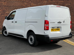 2023 Vauxhall Vivaro 1.5 Turbo D 2900 Prime L2 H1 Euro 6 (s/s) 6dr in White — image 5