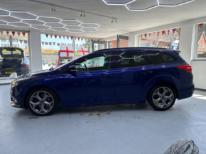 2016 Ford Focus 2.0 Tdci St-2 Euro 6 (s/s) 5dr in Blue — image 3