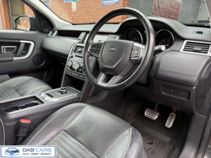 2017 Land Rover Discovery Sport 2.0 Discovery Sport Hse Dynamic Luxury Td4 Auto 4WD 5dr in Grey — image 4