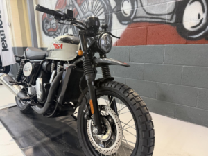 2025 Bsa Scrambler in Grey — image 5