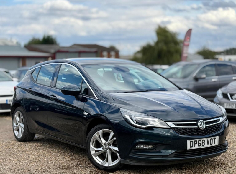 2018 Vauxhall Astra 1.0i Turbo Ecotec Sri Euro 6 (s/s) 5dr in Green — image 1