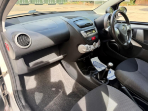 2013 Toyota Aygo 1.0 Vvt-I Move Euro 5 3dr in White — image 4