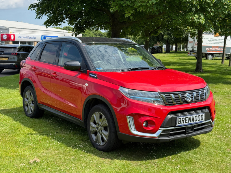 2023 Suzuki Vitara 1.4 Boosterjet Mhev Sz-T SUV 5dr Petrol Hybrid Manual Euro 6 (s/s) (129 Ps) in Red — image 1
