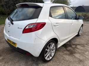2011 Mazda Mazda2 1.3 Tamura in White — image 3