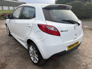 2011 Mazda Mazda2 1.3 Tamura in White — image 5