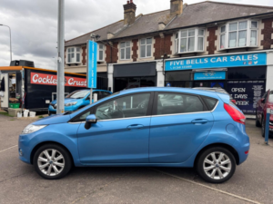 2010 Ford Fiesta 1.25 Zetec 5dr in Blue — image 2