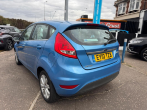 2010 Ford Fiesta 1.25 Zetec 5dr in Blue — image 3