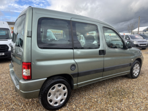 2009 Peugeot Partner 5 SEAT Wav Wheelchair Accessible Vehicle 1.4 Petrol in Green — image 3