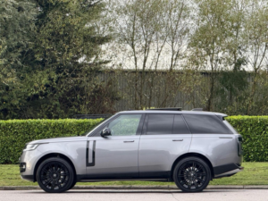 2022 Land Rover Range Rover 3.0 D350 Mhev Se Auto 4WD Euro 6 (s/s) 5dr in Grey — image 4
