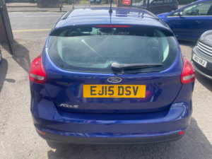 2015 Ford Focus 1.6 Zetec Hatchback 5dr Petrol Powershift Euro 6 (125 Ps) in Blue — image 5