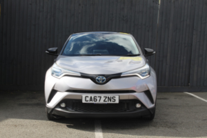 2017 Toyota C-Hr 1.8 Vvt-H Dynamic in Silver — image 2