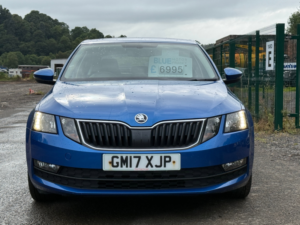 2017 Skoda Octavia 1.6 Tdi Se Hatchback 5dr Diesel Manual Euro 6 (s/s) (115 Ps) in Blue — image 2