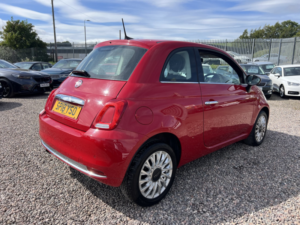 2018 Fiat 500 1.2 500 My17 1.2 69hp Lounge in Red — image 2