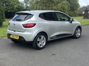2014 Renault Clio 1.2 Dynamique Medianav 1.2 16v 75 in Silver — image 6