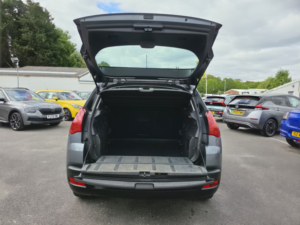 2012 Peugeot 3008 SUV 2009 - 2014 in Grey — image 6