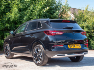 2024 Vauxhall Grandland 1.2 Turbo Ultimate Auto Euro 6 (s/s) 5dr in Black — image 5