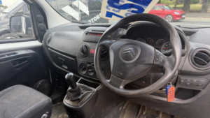 2014 Citroen Nemo 1.3 Hdi 660 16v Enterprise Special Edition Diesel White 5dr Low Tax+no Vat+ready 4 Work in White — image 6