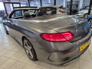 2017 Mercedes-Benz C Class 2.1 C220d Amg Line (premium Plus) Cabriolet 2dr Diesel G-Tronic+ Euro 6 (s/s) (170 Ps) in Grey — image 2