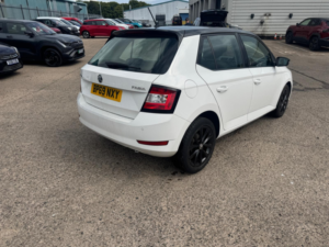 2019 Skoda Fabia 1.0 Colour Edition Hatchback 5dr Petrol Manual Euro 6 (s/s) (60 Ps) in White — image 4
