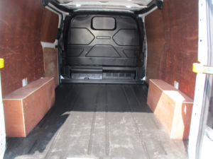 2022 Ford Transit Custom 2.0 Transit Custom Limited Van 300 L1 2.0l Ecoblue 130ps Fwd 6 Speed Manual in White — image 5