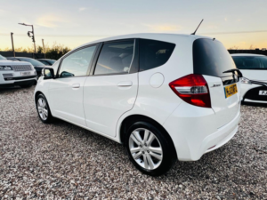 2013 Honda Jazz 1.4 I-Vtec Ex Euro 5 5dr in White — image 2