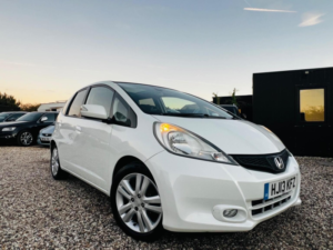 2013 Honda Jazz 1.4 I-Vtec Ex Euro 5 5dr in White — image 4