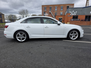 2017 Audi A4 1.4 Tfsi S Line in White — image 5