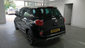 2014 Fiat 500l 1.3 500l Trekking 1.3 Multijet 85hp Trekking in Black — image 6