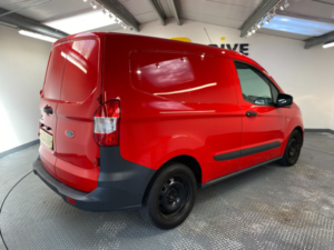 2022 Ford Transit Courier 1.5 Tdci Leader Panel Van 4dr Diesel Manual L1 Euro 6 (s/s) (75 Ps) in Red — image 5