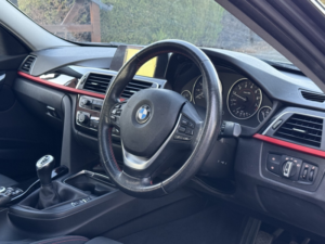 2017 BMW 3 Series 2.0 320i Sport Saloon in Grey — image 3