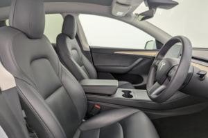2022 Tesla Model Y (dual Motor) Long Range SUV 5dr Electric Auto 4wde (384 Bhp) in White — image 3