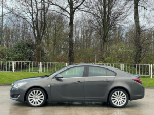 2015 Vauxhall Insignia 2.0 Cdti Ecoflex Sri Nav Euro 5 (s/s) 5dr in Grey — image 4
