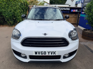 2018 MINI Countryman 1.5 Gpf Cooper SUV 5dr Petrol Manual Euro 6 (s/s) (136 Ps) in White — image 6