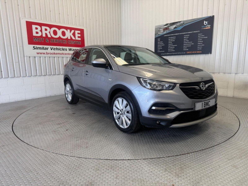 2020 Vauxhall Grandland X 1.2 Turbo Elite Nav Auto Euro 6 (s/s) 5dr in Grey — image 1