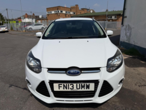 2013 Ford Focus 1.6 Tdci Zetec Euro 5 (s/s) 5dr in White — image 2