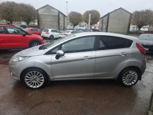 2012 Ford Fiesta 1.4 Tdci Dpf Titanium in Silver — image 5