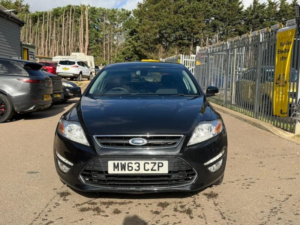 2013 Ford Mondeo 2.0 Tdci Zetec Business Edition Euro 5 5dr in Black — image 4