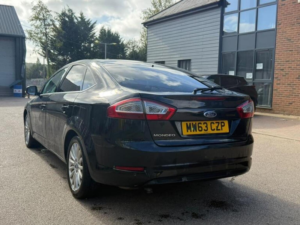 2013 Ford Mondeo 2.0 Tdci Zetec Business Edition Euro 5 5dr in Black — image 5