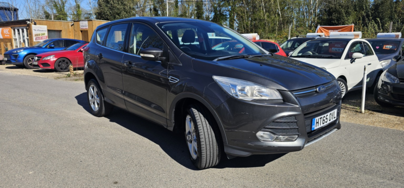 2016 Ford Kuga 2.0 Tdci Zetec in Grey — image 1