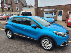 2014 Renault Captur 1.5 Dynamique Medianav Dci 90 Stop & Start in Blue — image 5