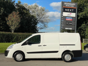 2015 Toyota Proace 2.0 1200 Hdi Fwd L2 H1 5dr in White — image 4
