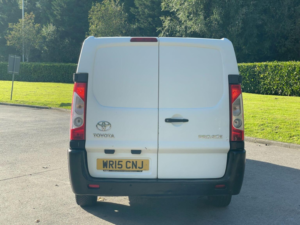 2015 Toyota Proace 2.0 1200 Hdi Fwd L2 H1 5dr in White — image 6