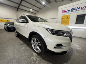 2019 Nissan Qashqai 1.3 Dig-T N-Motion in White — image 6