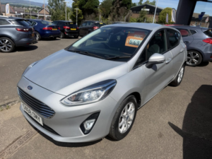 2018 Ford Fiesta 1.1 Ti-Vct Zetec Hatchback 5dr Petrol Manual Euro 6 (s/s) (85 Ps) in Multicolour — image 2