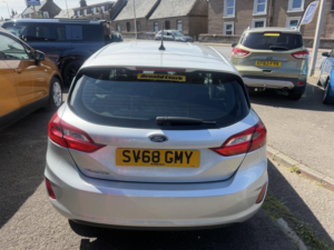 2018 Ford Fiesta 1.1 Ti-Vct Zetec Hatchback 5dr Petrol Manual Euro 6 (s/s) (85 Ps) in Multicolour — image 6